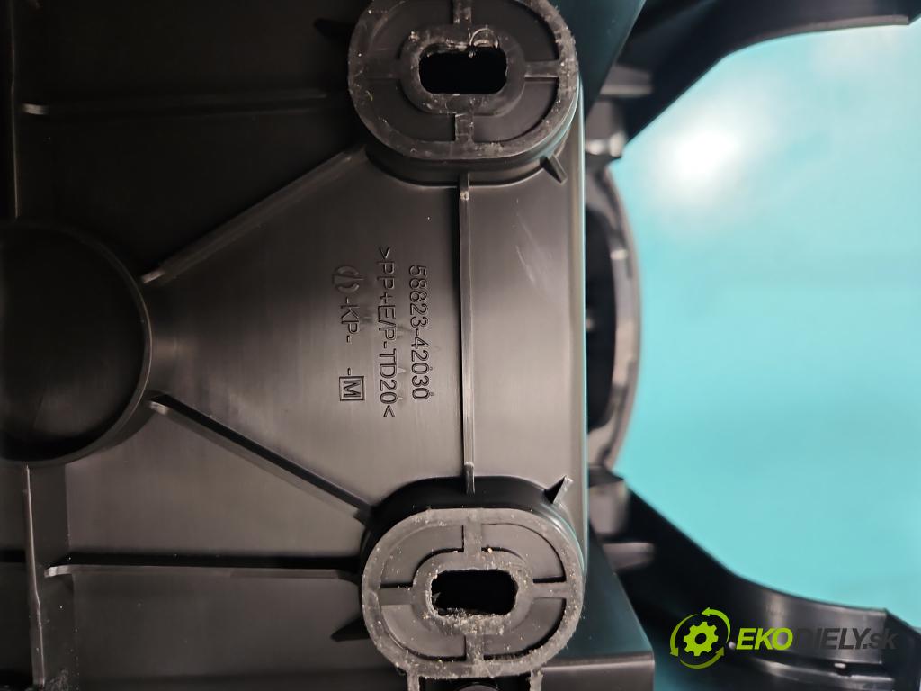 Toyota Rav4 IV 2013-2018 2.0 D4D 143 HP manual 105 kW 1995 cm3 5- operadlo 58823-42030 (Lakťová opierka)