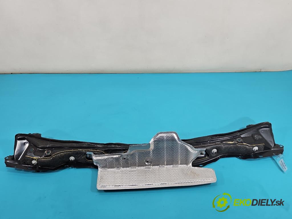 Toyota Rav4 IV 2013-2018 2.0 D4D 143 HP manual 105 kW 1995 cm3 5- torpédo  (Torpédo (plast pod čelným sklom))