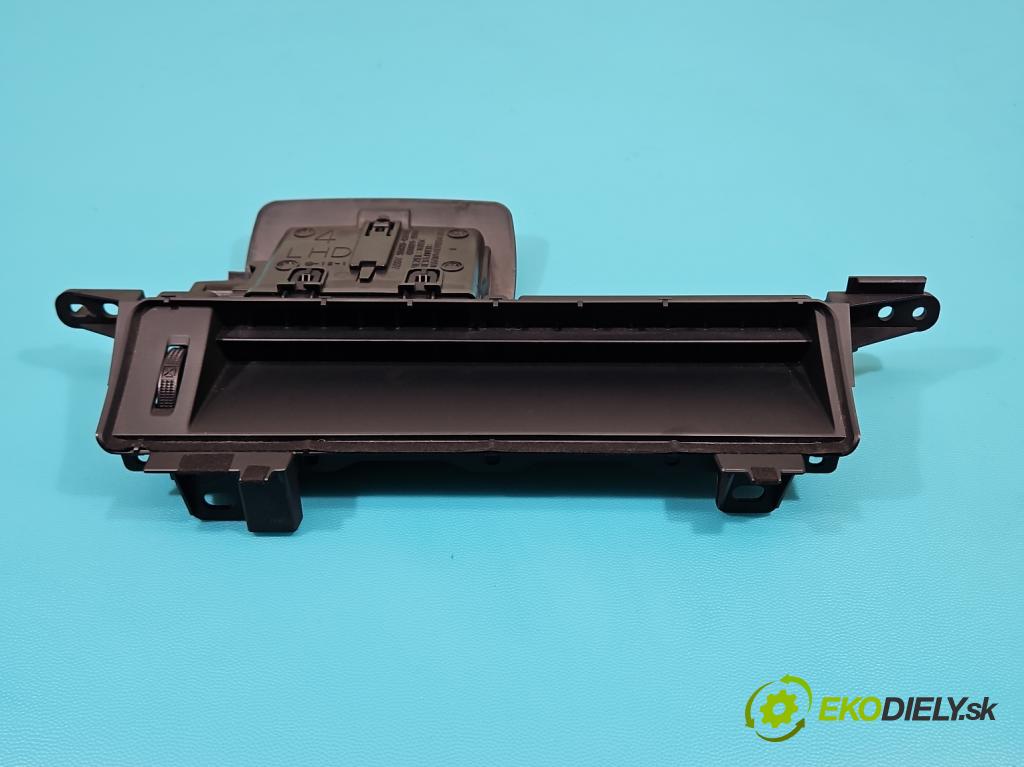 Toyota Rav4 IV 2013-2018 2.0 D4D 143 HP manual 105 kW 1995 cm3 5- Mřížka: kúrenia stredová 55833-42010 (Mriežka kúrenia (fukár))