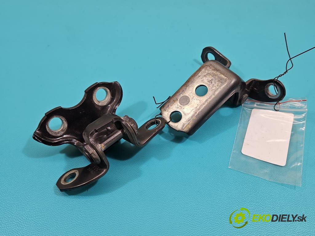 Toyota Rav4 IV 2013-2018 2.0 D4D 143 HP manual 105 kW 1995 cm3 5- Závěs: dvere zadné pravý 