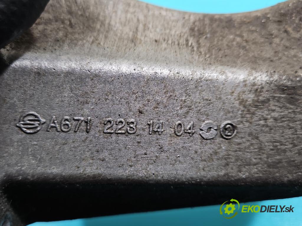 Ssangyong Rexton I 2001-2017 2.0 (671960) 155 HP automatic 114 kW 1998 cm3 5- držiak motora A6712231404