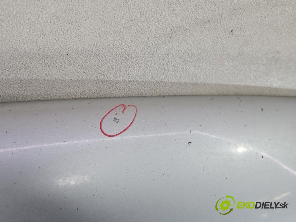 Opel Combo C 2001-2011 1.6 16V 97KM manual 71 kW 1598 cm3 5- kapota predná