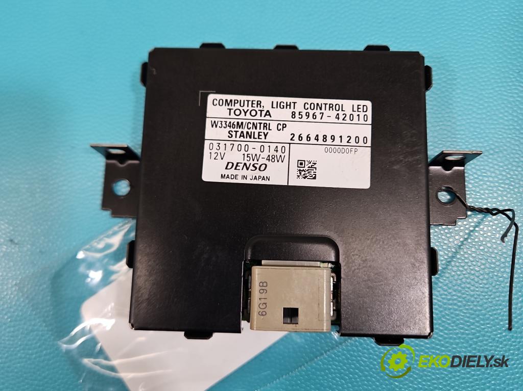Toyota Rav4 IV 2013-2018 2.0 D4D 143 HP manual 105 kW 1995 cm3 5- střídač: xenon 85967-42010 (Riadiaca jednotka xenónu)