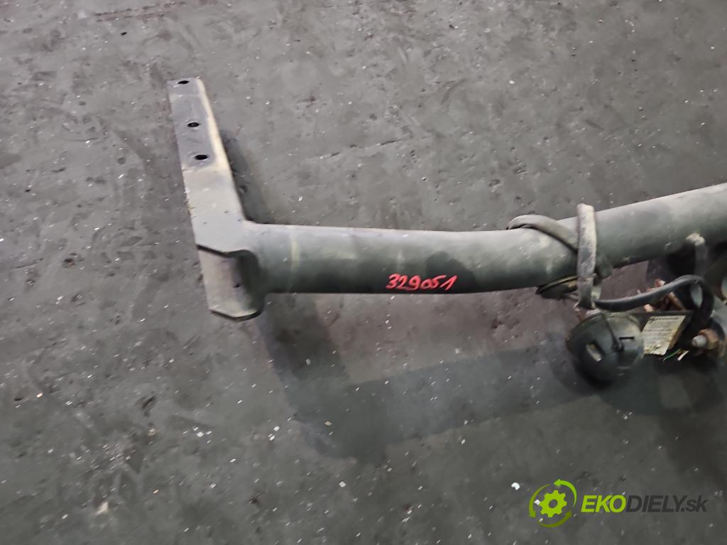 Skoda Superb I 2001-2008 1.9 tdi 131 hp automatic 96 kW 1896 cm3 4- oko tažné  (Tažné zařízení)