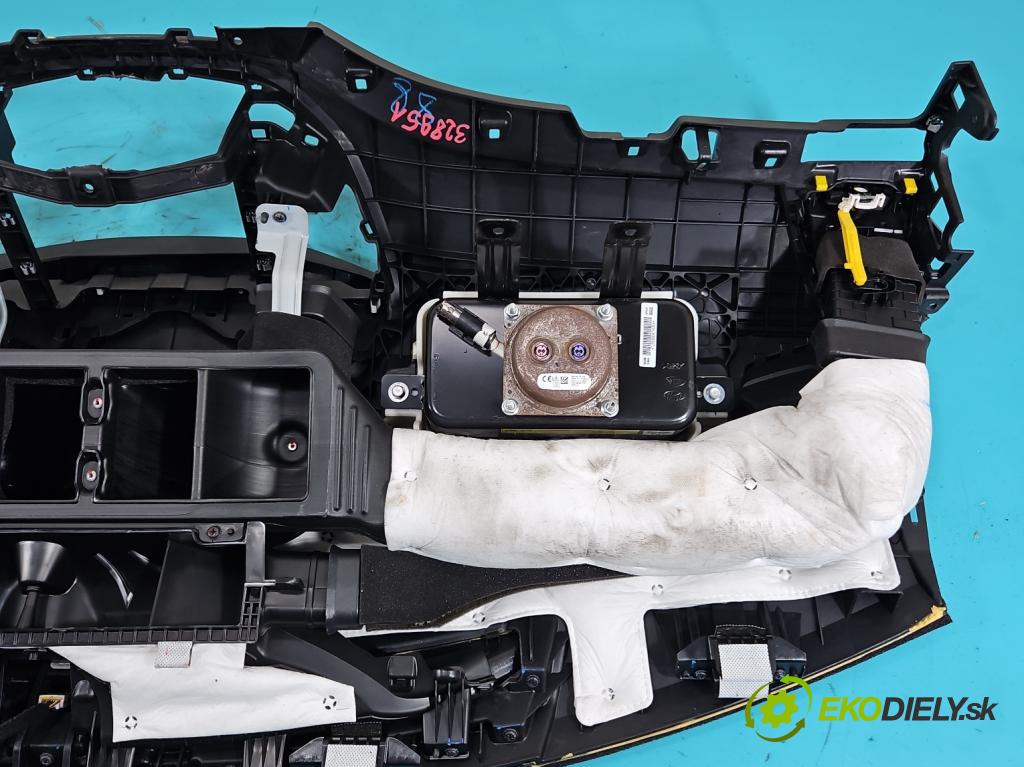 Hyundai Tucson III 2015-2020 2.0 crdi 136hp automatic 100 kW 1999 cm3 5- kokpit,přistrojova deska