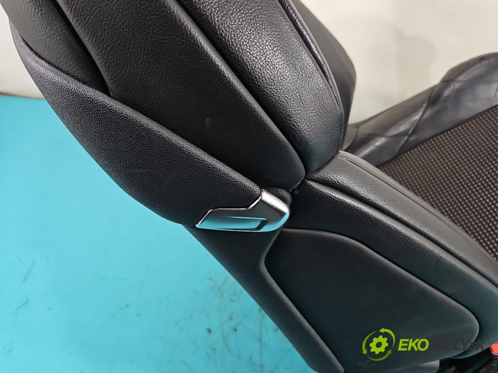 Citroen C5 II 2008-2017 2.0 hdi 163 HP automatic 120 kW 1997 cm3 5- Sedačka ľavý  (Sedadlo)