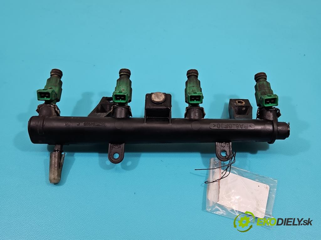 Citroen Saxo 1.1 8V 60 HP manual 44 kW 1124 cm3 5- vstrek 0280156025 (Vstrekovač paliva)