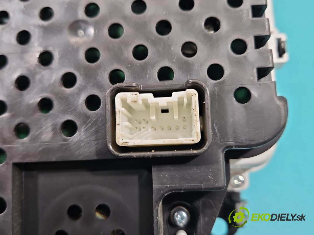 Volvo V40 II 2012-2019 2.0 D4 190 HP manual 140 kW 1969 cm3 5- prístrojovka/ budíky 31687373 (Prístrojová doska)