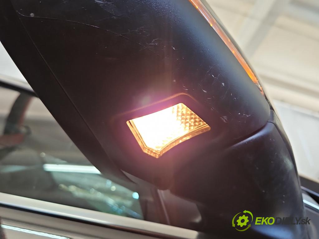 Volvo V40 II 2012-2019 2.0 D4 190 hp manual 140 kW 1969 cm3 5- zpětné zrcátko pravé 31442241 (Klika dveří ostatní)