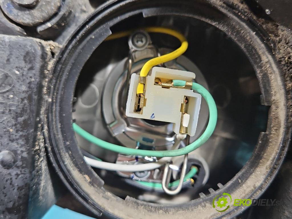 Hyundai I10 I 2008-2013 1.2 16V 78 HP manual 57.3 kW 1248 cm3 5- Reflektor: pravý 92101-0X0 (Svetlo predné pravé)