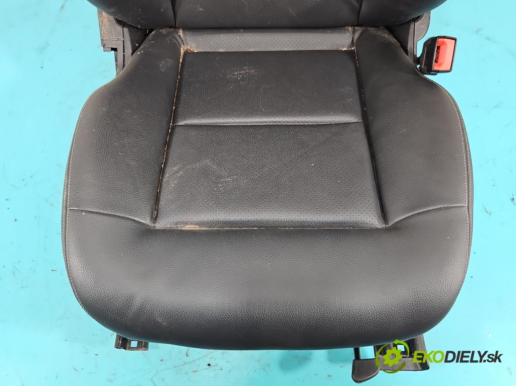 Mercedes E W212 2009-2016 2,2.0 CDI 136 HP automatic 100 kW 2143 cm3 5- Sedačka pravý  (Sedadlo)