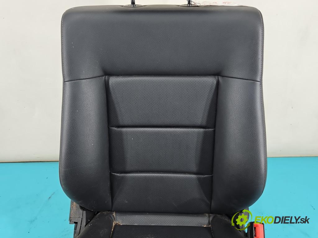 Mercedes E W212 2009-2016 2,2.0 CDI 136 HP automatic 100 kW 2143 cm3 5- Sedačka pravý  (Sedadlo)