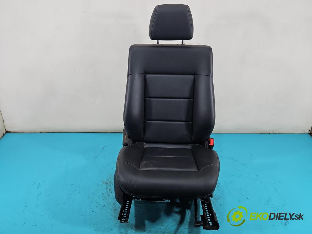 Mercedes E W212 2009-2016 2,2.0 CDI 136 HP automatic 100 kW 2143 cm3 5- Sedačka pravý  (Sedadlo)