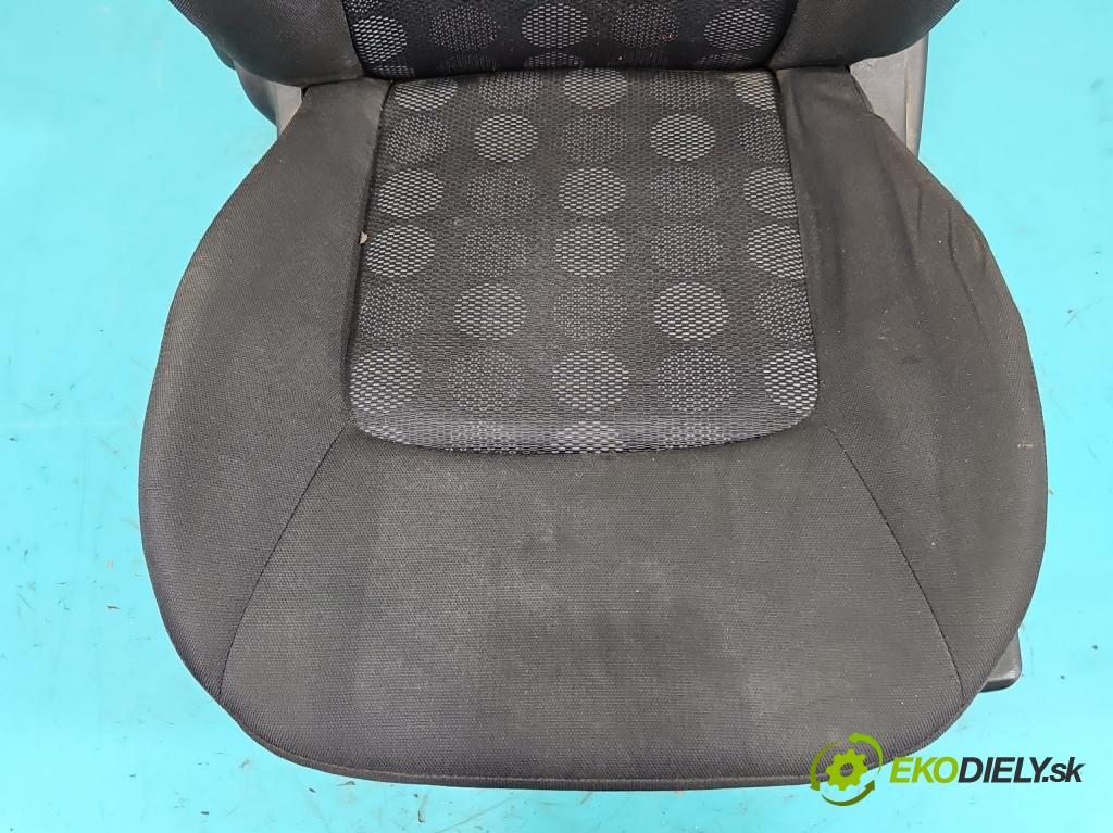 Hyundai I10 I 2008-2013 1.2 16V 78 HP manual 57,3 kW 1248 cm3 5- Sedačka ľavý (Sedadlo)