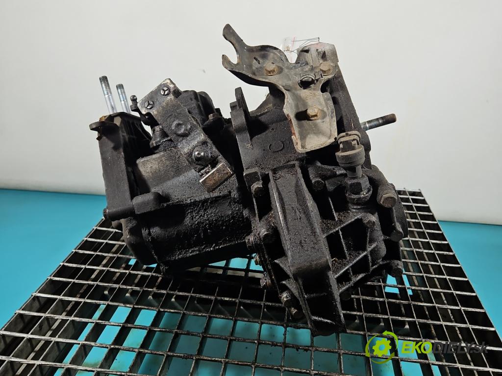 Fiat Linea 1.4 8V 77 HP manual 57 kW 1368 cm3 4- prevodovka stupeň,rýchlosť manual