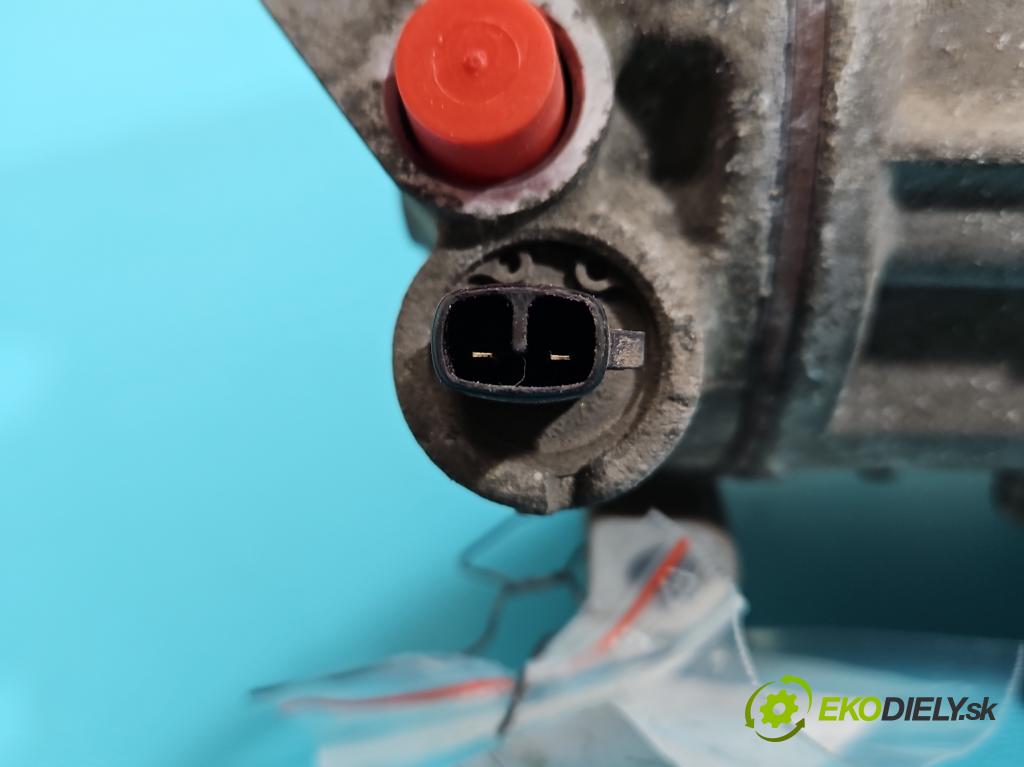 Fiat Linea 1.4 8V 77 HP manual 57 kW 1368 cm3 4- Kompresor: klimatizácie 55194880 (Kompresor klimatizácie)