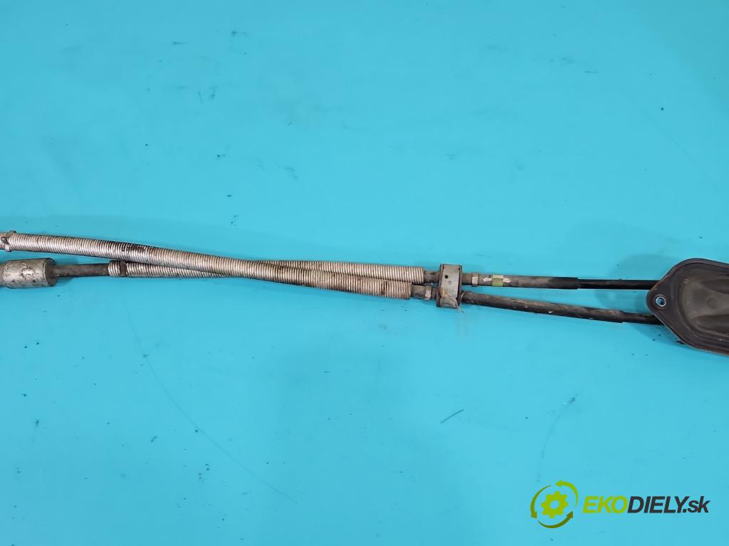 Toyota Rav4 IV 2013-2018 2.0 D4D 143 HP manual 105 kW 1995 cm3 5- Páka: Změny: stupeň,rýchlosť  (Rýchlostná páka (kulisa))