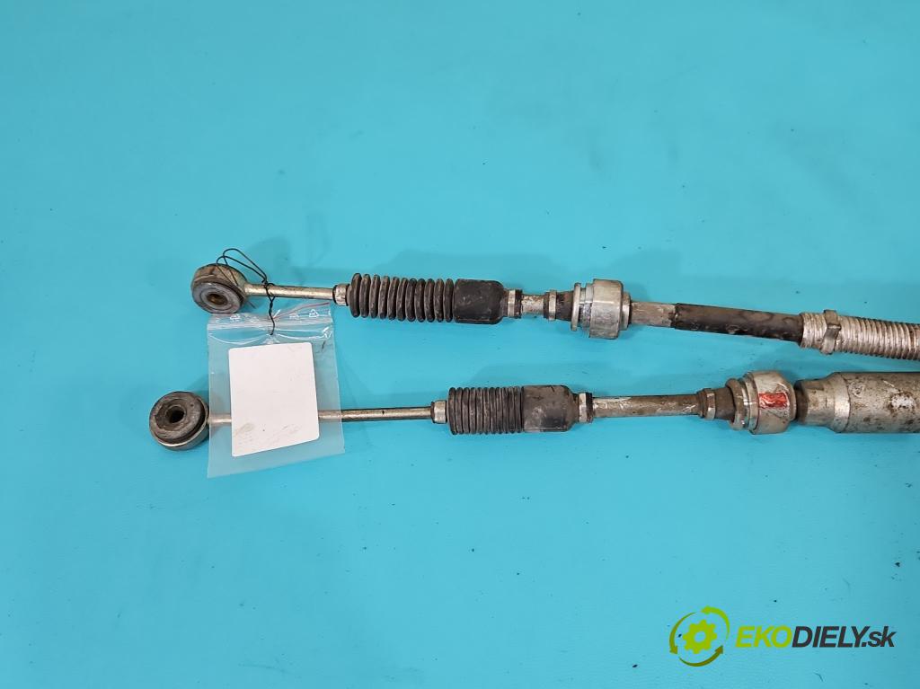 Toyota Rav4 IV 2013-2018 2.0 D4D 143 HP manual 105 kW 1995 cm3 5- Páka: Změny: stupeň,rýchlosť  (Rýchlostná páka (kulisa))