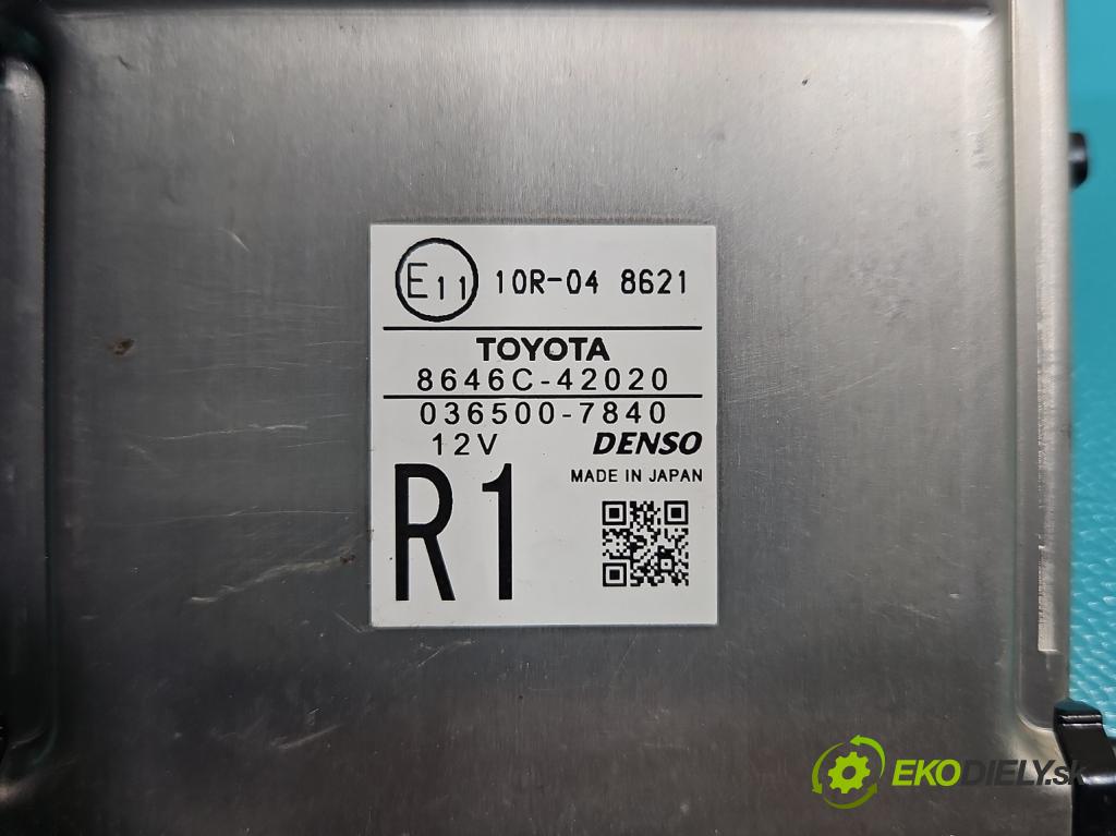 Toyota Rav4 IV 2013-2018 2.0 D4D 143 hp manual 105 kW 1995 cm3 5- Kamera přední 8646C-42020