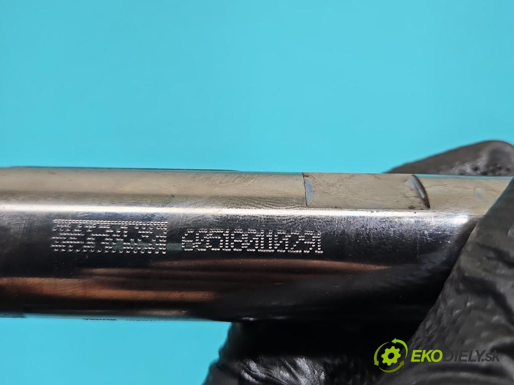 Toyota Rav4 IV 2013-2018 2.0 D4D 143 HP manual 105 kW 1995 cm3 5- lišta vstrekovacia 0445214278 (Vstrekovacia lišta)