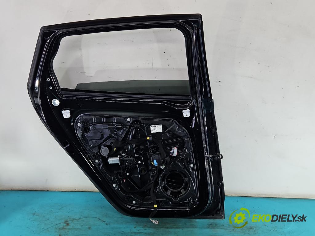 Volvo V40 II 2012-2019 2.0 D4 190 hp manual 140 kW 1969 cm3 5- dveře zadní levé  (Klika dveří ostatní)