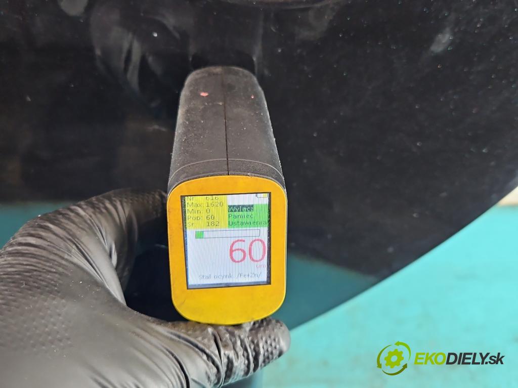 Volvo V40 II 2012-2019 2.0 D4 190 hp manual 140 kW 1969 cm3 5- dveře zadní levé  (Klika dveří ostatní)