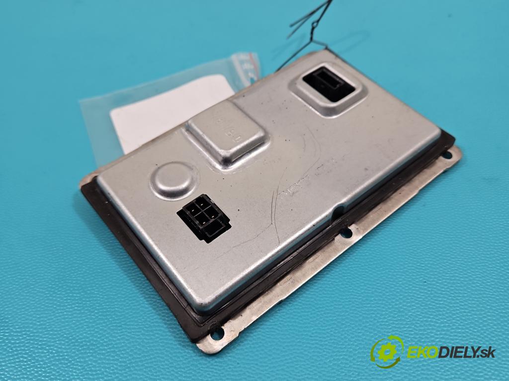 Citroen C4 I 2004-2011 1.6 HDI 109 HP manual 80 kW 1560 cm3 3- střídač: xenon 89035114 (Riadiaca jednotka xenónu)