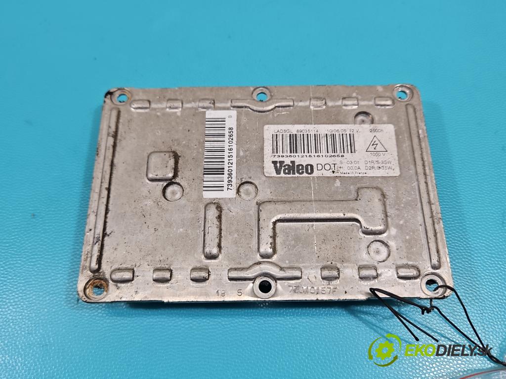 Citroen C4 I 2004-2011 1.6 HDI 109 HP manual 80 kW 1560 cm3 3- střídač: xenon 89035114 (Riadiaca jednotka xenónu)