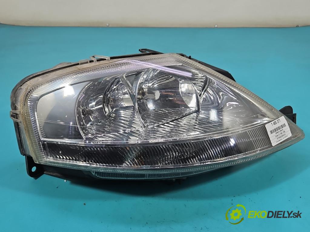 Citroen C3 I 2002-2009 1.4 HDI 68 HP manual 50 kW 1398 cm3 5- Reflektor: pravý  (Svetlo predné pravé)