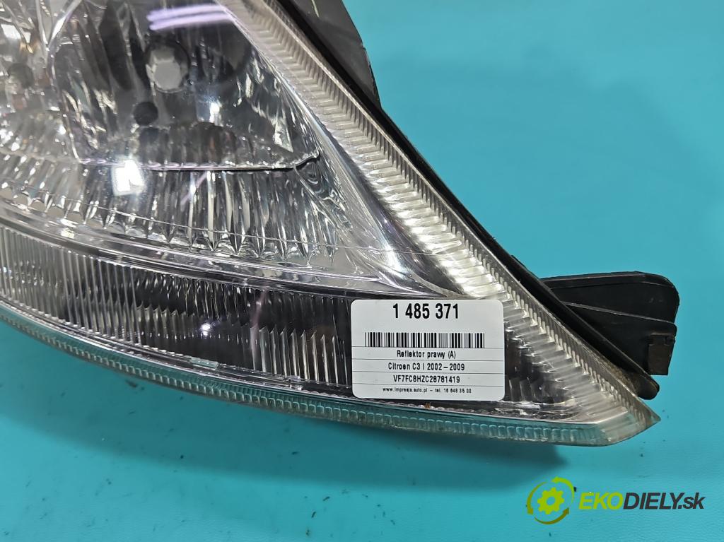 Citroen C3 I 2002-2009 1.4 HDI 68 HP manual 50 kW 1398 cm3 5- Reflektor: pravý  (Svetlo predné pravé)