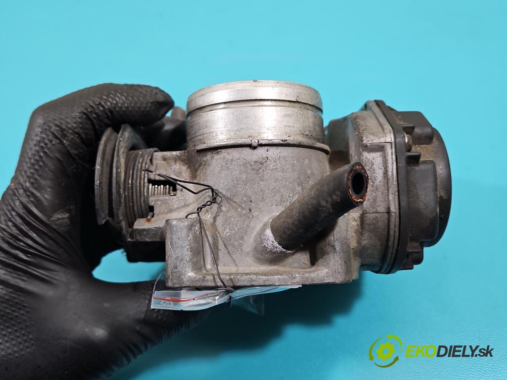 Vw Golf IV 1997-2003 1.6 SR 101 HP manual 74 kW 1595 cm3 5- klapka 06A133064J (Škrtiaca klapka)