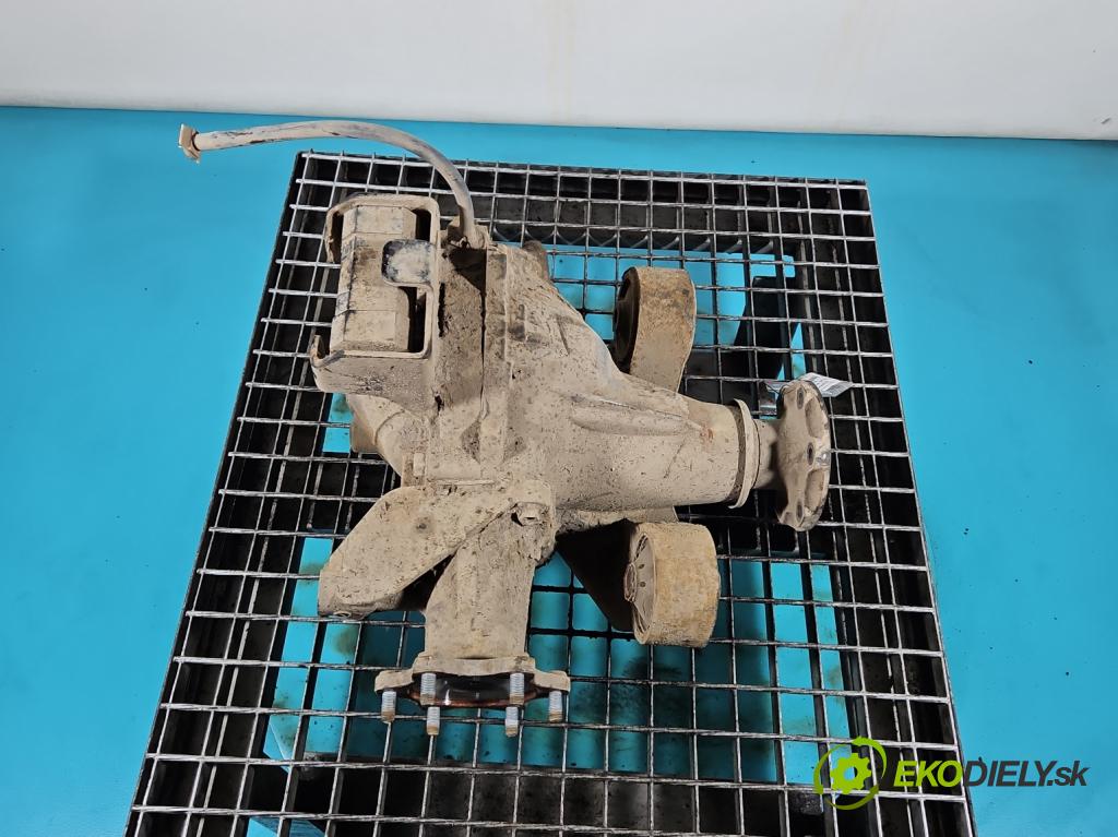 Suzuki Grand Vitara II 2005-2014 2.4 16V 169KM manual 124 kW 2393 cm3 5- Most: zadní: TL43