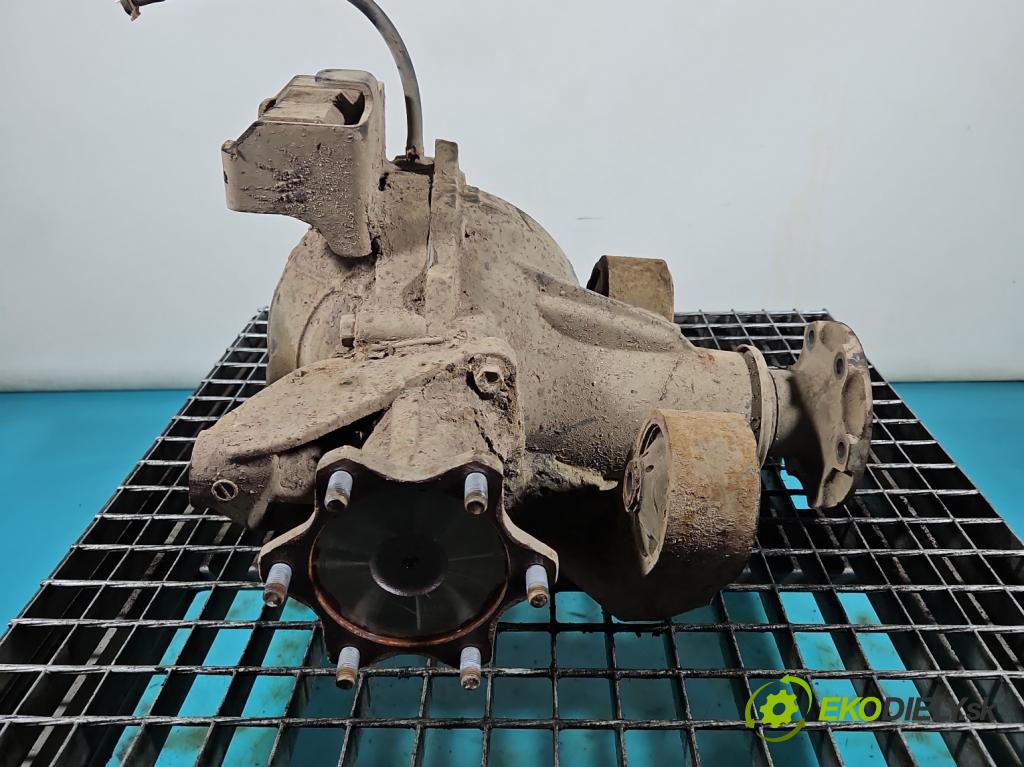 Suzuki Grand Vitara II 2005-2014 2.4 16V 169KM manual 124 kW 2393 cm3 5- Most: zadní: TL43