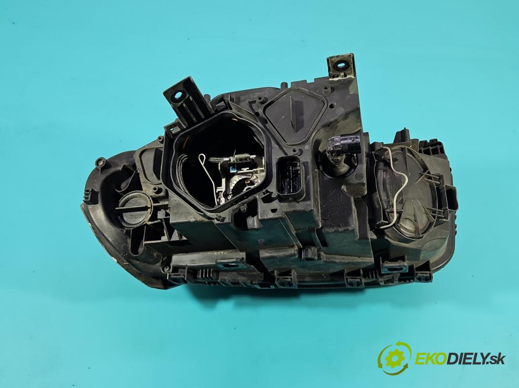 Bmw X3 E83 2003-2010 3.0d 218 HP automatic 160 kW 2993 cm3 5- Reflektor: pravý  (Svetlo predné pravé)