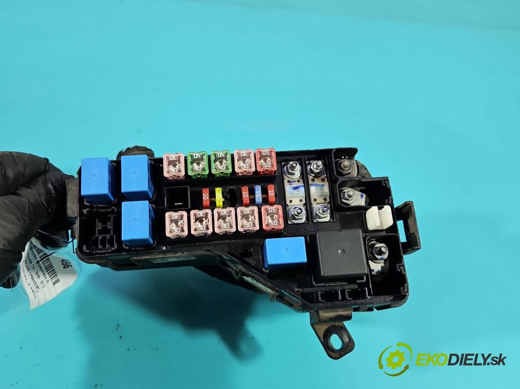 Hyundai I10 I 2008-2013 1.2 16V 78 hp manual 57,3 kW 1248 cm3 5- skříňka pojistková 91210-0X000 (Pojistková skříňka)