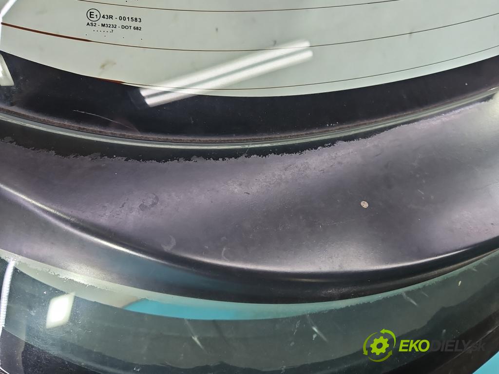 Honda Civic VIII 2006-2011 2.1 i-CTDi N22A2 141 hp manual 104 kW 2131 cm3 5- zadní kufrové dveře  (Zadní kapota (kufr))