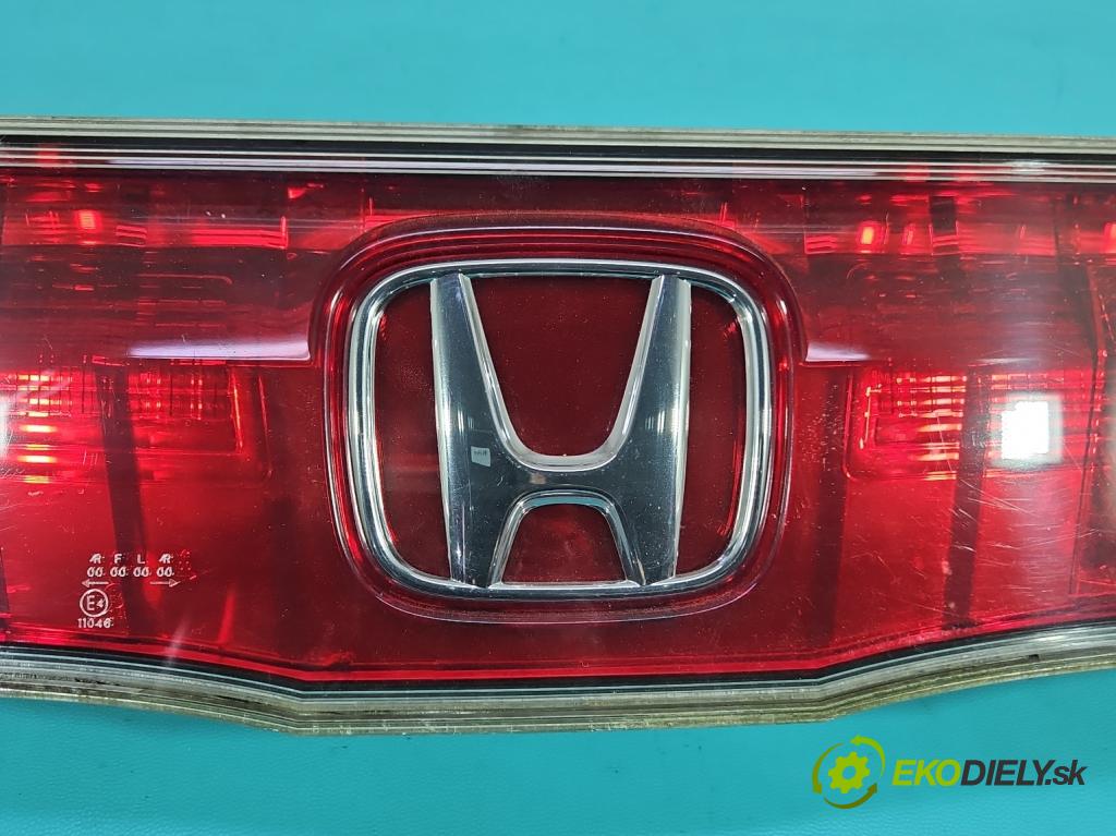 Honda Civic VIII 2006-2011 2.1 i-CTDi N22A2 141 hp manual 104 kW 2131 cm3 5- zaslepka: zadní 132-16721