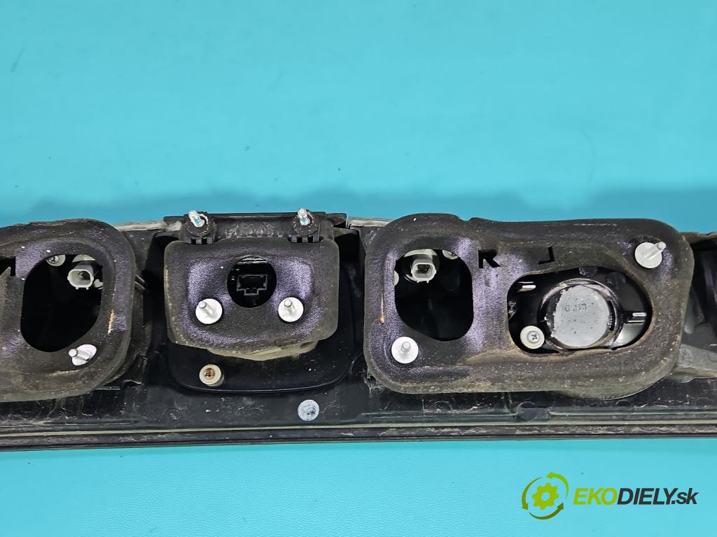 Honda Civic VIII 2006-2011 2.1 i-CTDi N22A2 141 hp manual 104 kW 2131 cm3 5- zaslepka: zadní 132-16721