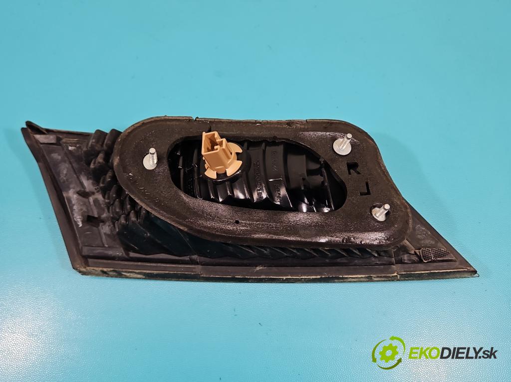 Honda Civic VIII 2006-2011 2.1 i-CTDi N22A2 141 HP manual 104 kW 2131 cm3 5- svetlo / reflektor zadné pravé 226-16874 (Kľučka dverí ostatné)