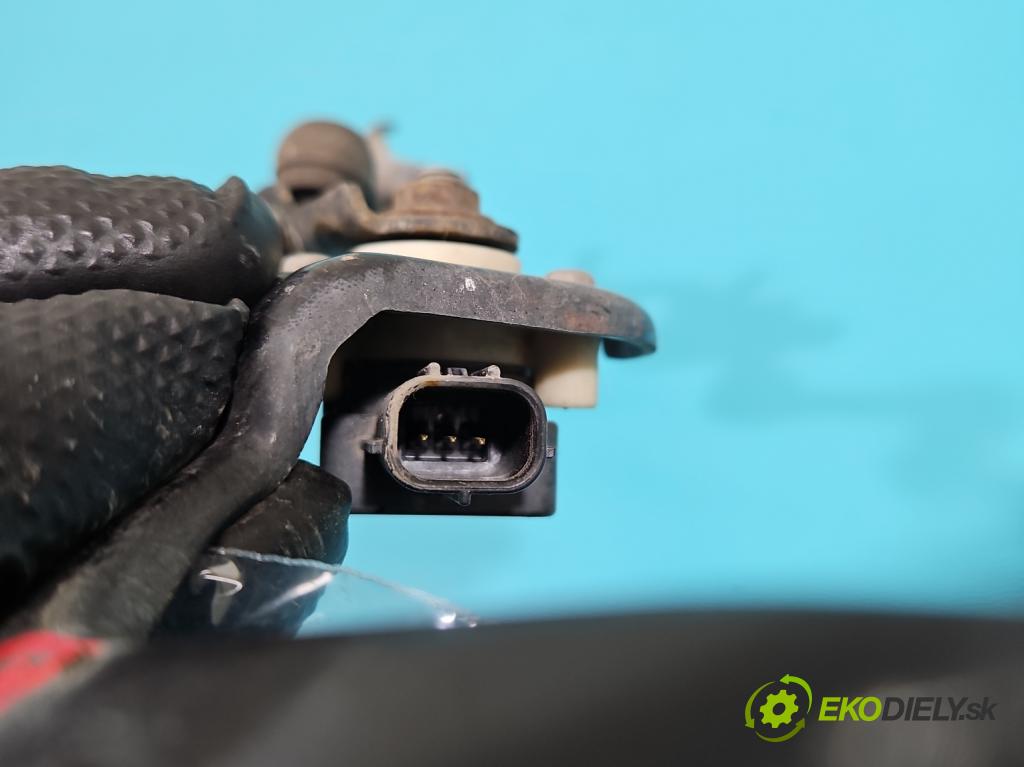 Honda Civic VIII 2006-2011 2.1 i-CTDi N22A2 141 hp manual 104 kW 2131 cm3 5- snímač nastavení xenon  (Snímač)