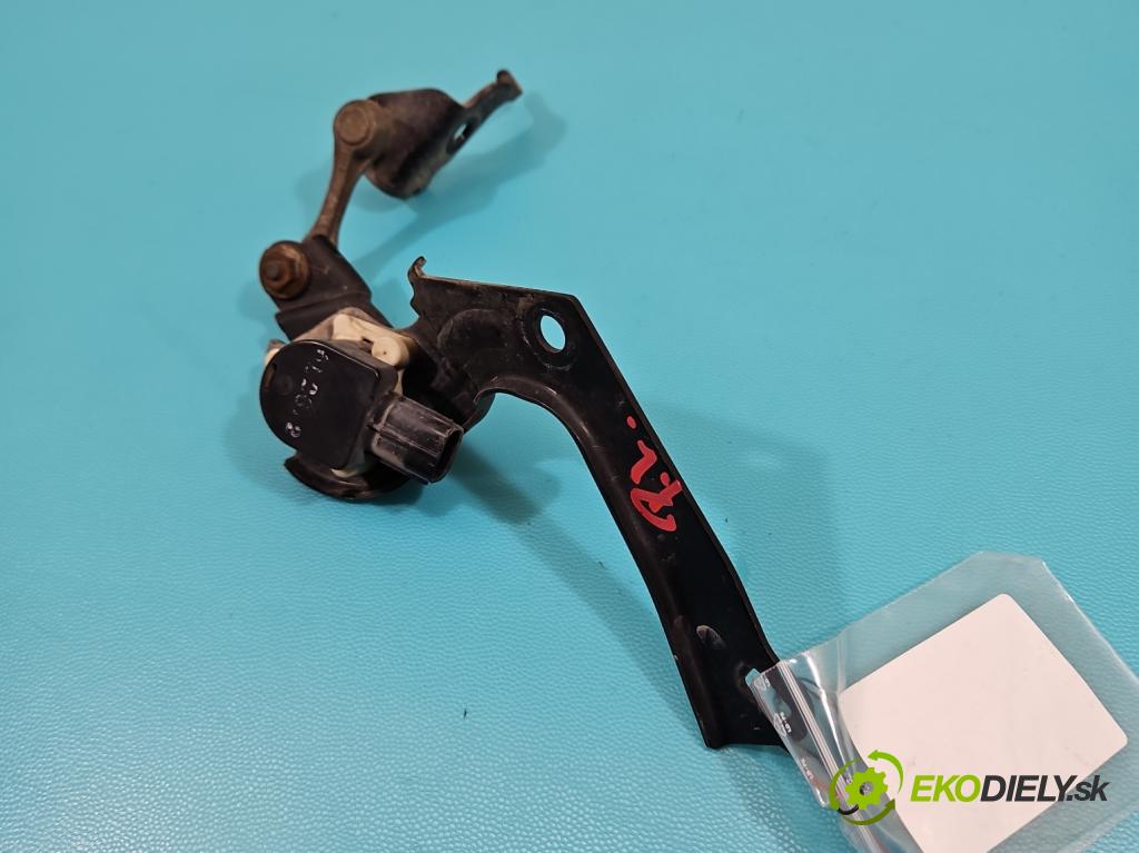 Honda Civic VIII 2006-2011 2.1 i-CTDi N22A2 141 hp manual 104 kW 2131 cm3 5- snímač nastavení xenon  (Snímač)