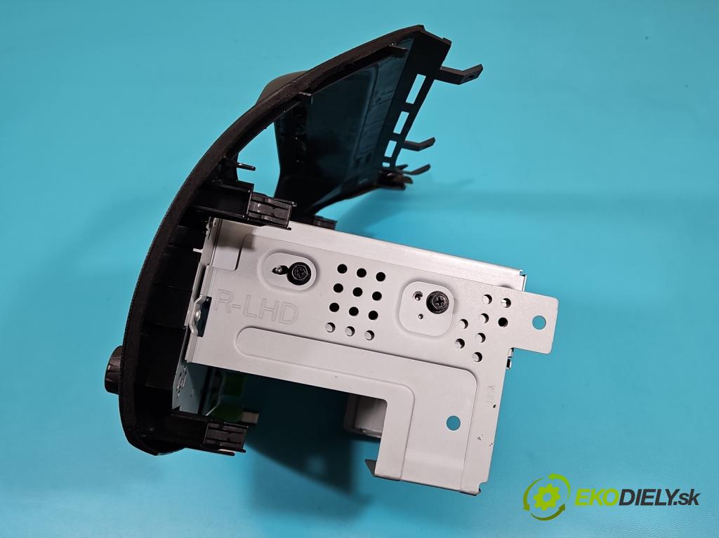 Honda Civic VIII 2006-2011 2.1 i-CTDi N22A2 141 HP manual 104 kW 2131 cm3 5- Radio originál 39100-SMG-G016-M1