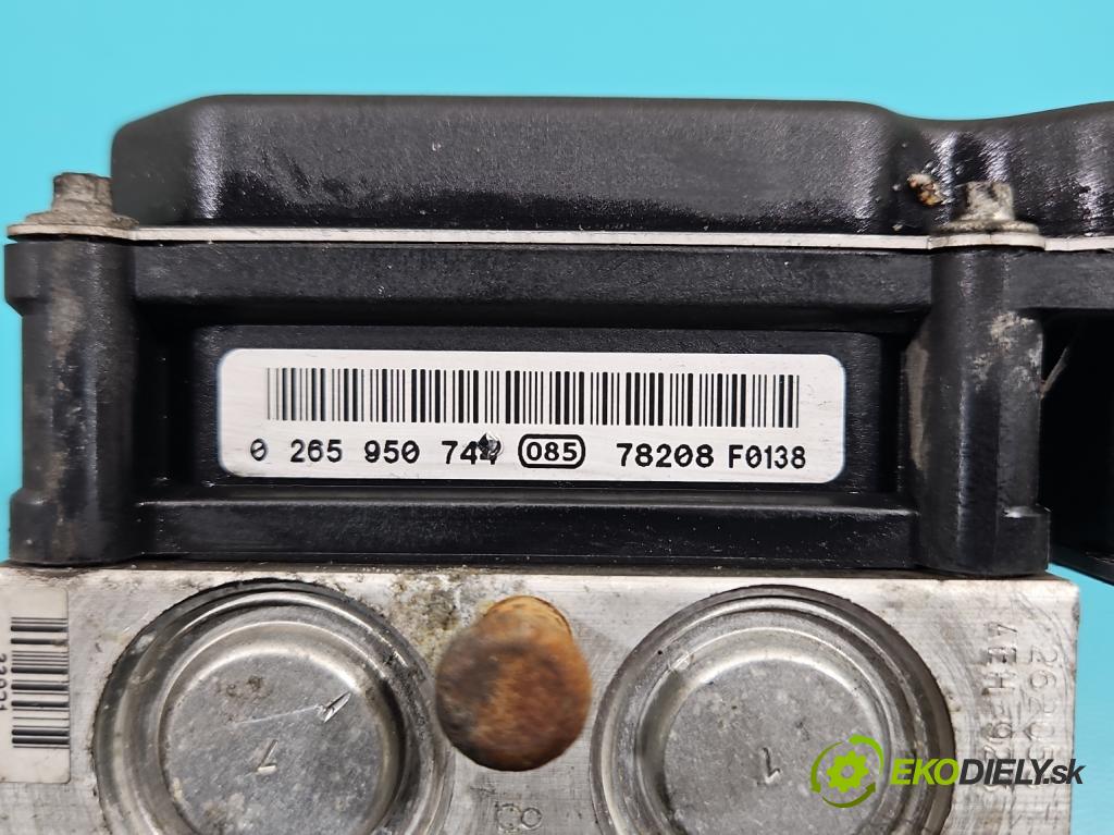 Honda Civic VIII 2006-2011 2.1 i-CTDi 141 HP manual 104 kW 2131 cm3 5- čerpadlo abs 0265235398 (Pumpa ABS)