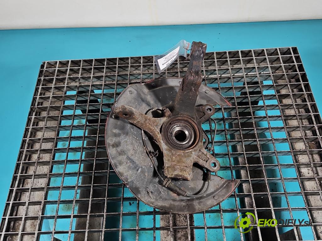 Honda Civic VIII 2006-2011 2.1 i-CTDi 141 hp manual 104 kW 2131 cm3 5- náboj levé  (Náboj kola)