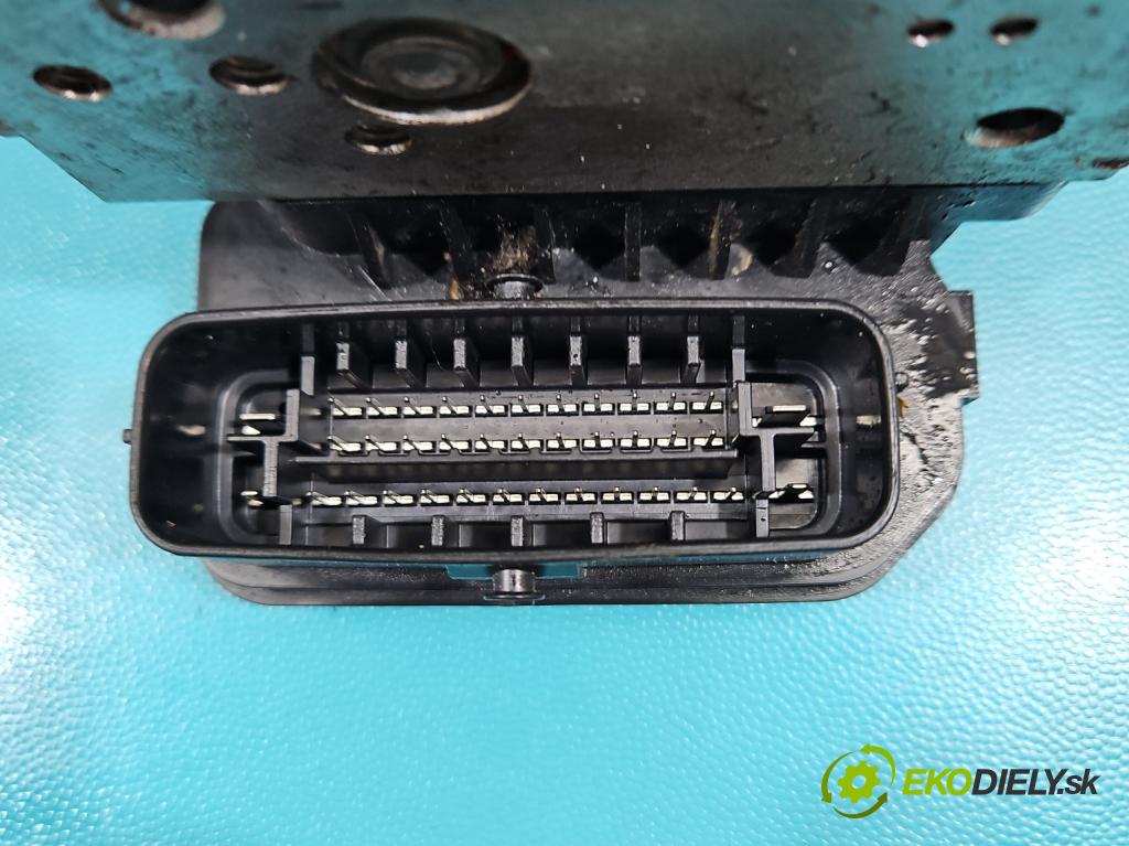 Toyota Rav4 IV 2013-2018 2.0 D4D 143 HP manual 105 kW 1995 cm3 5- čerpadlo abs 44540-42410 (Pumpa ABS)