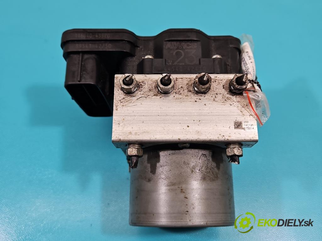 Toyota Rav4 IV 2013-2018 2.0 D4D 143 HP manual 105 kW 1995 cm3 5- čerpadlo abs 44540-42410 (Pumpa ABS)