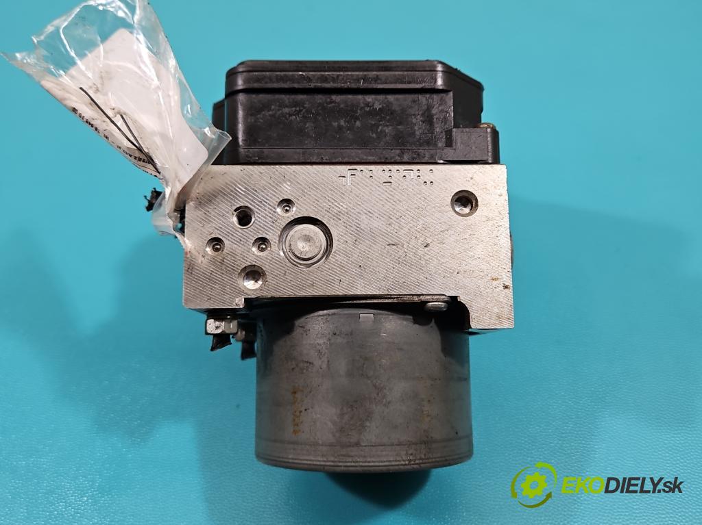 Toyota Rav4 IV 2013-2018 2.0 D4D 143 HP manual 105 kW 1995 cm3 5- čerpadlo abs 44540-42410 (Pumpa ABS)