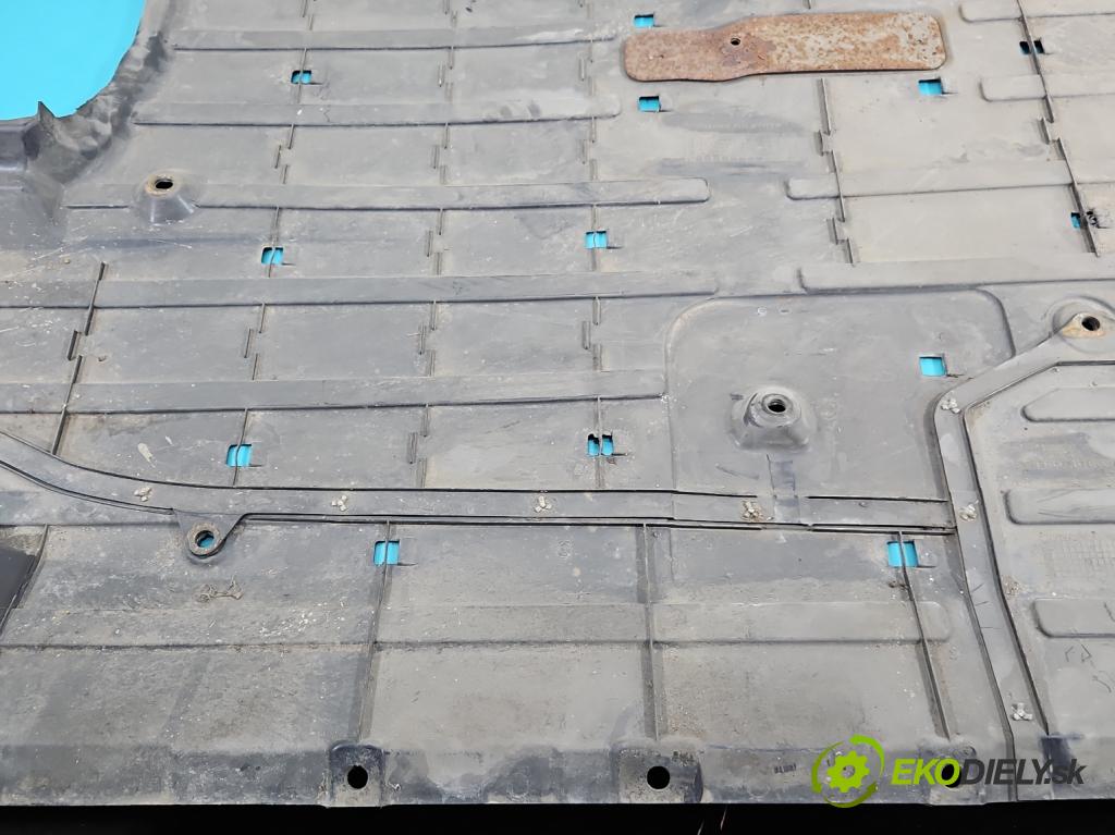 Honda Civic VIII 2006-2011 2.1 i-CTDi N22A2 141 hp manual 104 kW 2131 cm3 5- kryt plastová 74605-SMG-E001