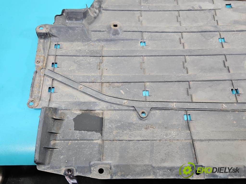 Honda Civic VIII 2006-2011 2.1 i-CTDi N22A2 141 hp manual 104 kW 2131 cm3 5- kryt plastová 74605-SMG-E001