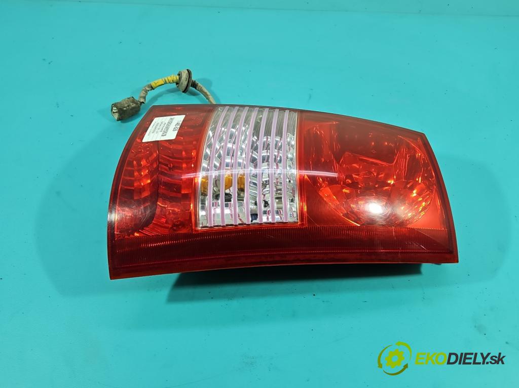 Kia Picanto I 2003-2011 1.0 8v 61 hp manual 45 kW 999 cm3 5- světlo zadní pravé  (Klika dveří ostatní)
